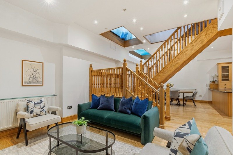 Jay Mews interior 3